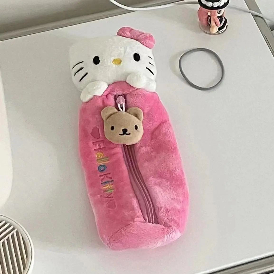 HelloKitty毛绒笔袋可爱创意软呼呼小众学生午睡文具袋桌面收纳袋