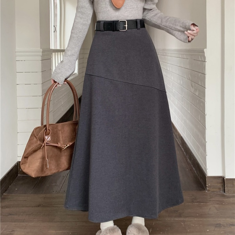 2025秋冬新款简约垂感毛呢半身裙