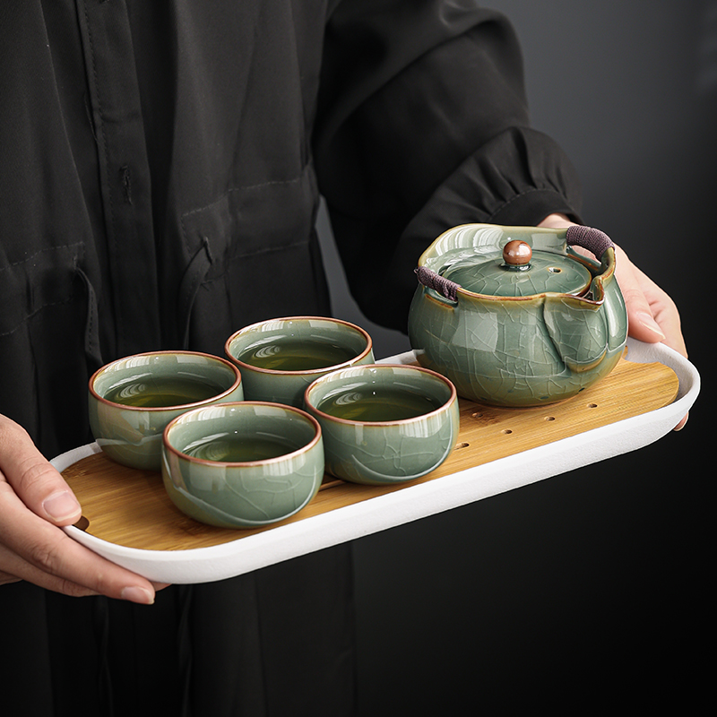 哥窑宋辞手抓壶翠绿【配茶盘】