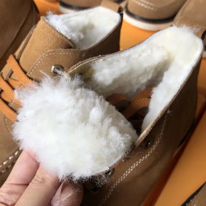超厚实保暖纯羊毛雪地靴工装鞋
