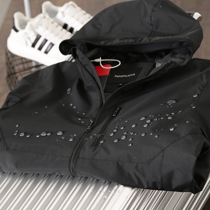户外机能轻量防风雨春季冲锋衣