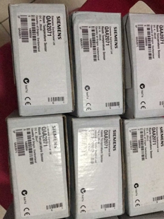 全新西门子SIEMENS温度传感器QAA2071 4-20mA 140805A