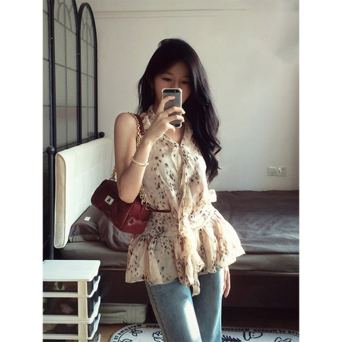 微胖辣妹豹纹荷叶边V领挂脖上衣