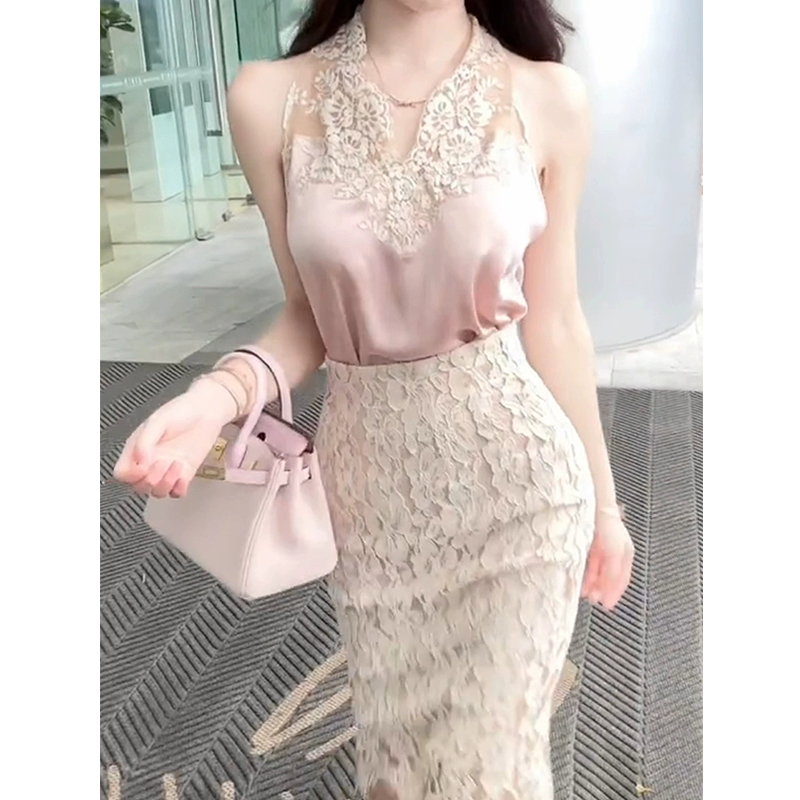 微胖轻熟风性感蕾丝拼接无袖背心