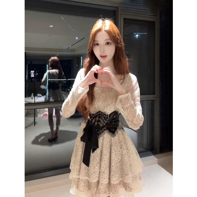XZY 微胖纯欲修身方领蕾丝长袖连衣裙女25年秋季绑带收腰约会短裙