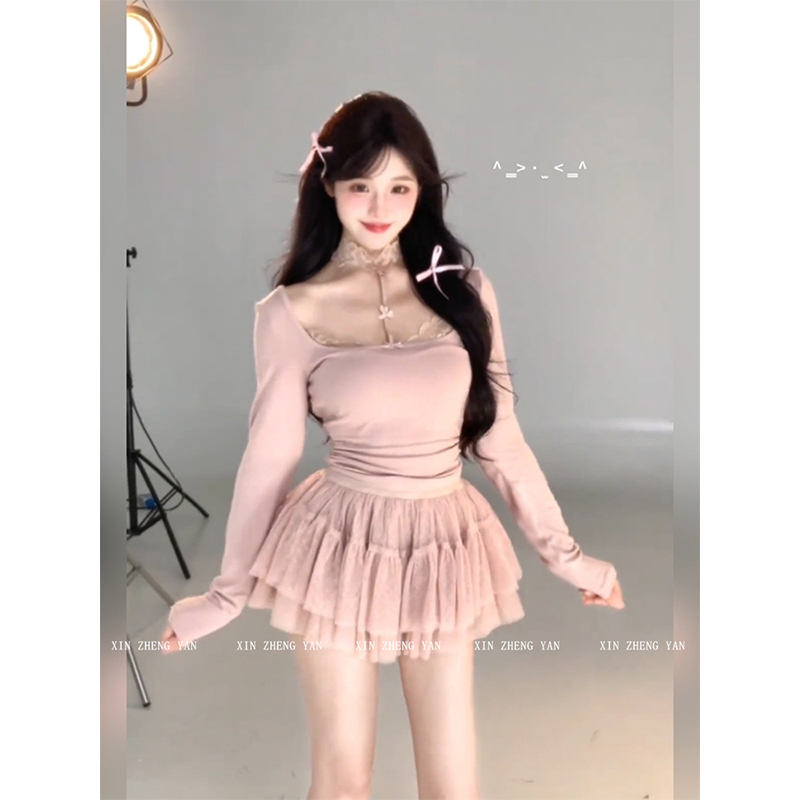 微胖甜辣妹粉色方领长袖t恤上衣