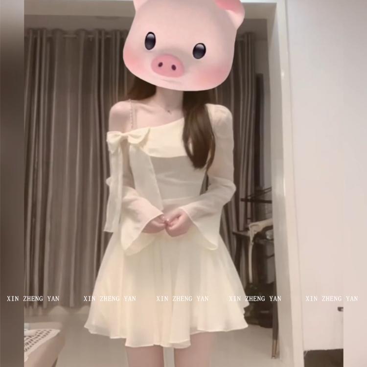 微胖mm纯欲甜美斜肩长袖连衣裙