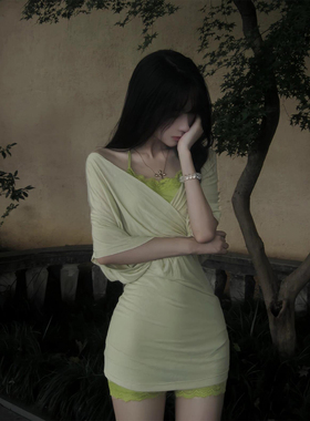 XZY 微胖清冷感气质绿色挂脖内搭连体裤女25年夏薄款防晒上衣套装