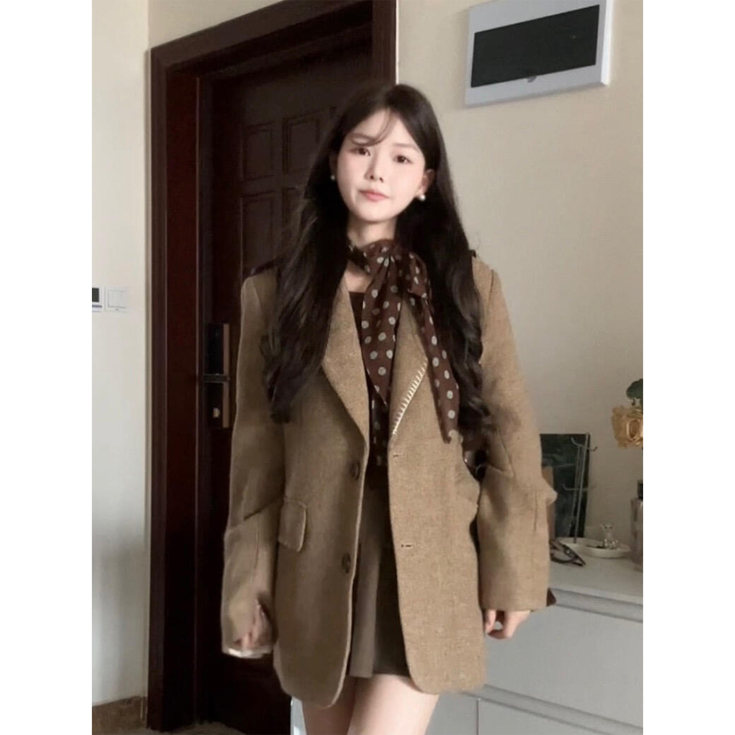 韩系复古卡其色单排扣西装外套