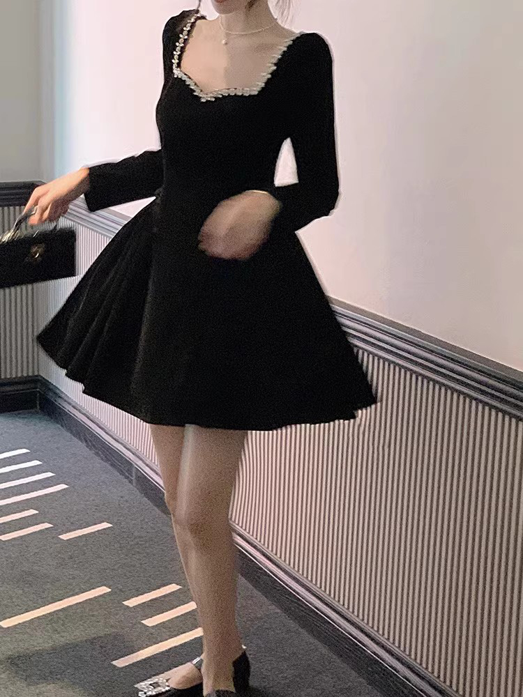 丝绒赫本风生日礼服连衣裙