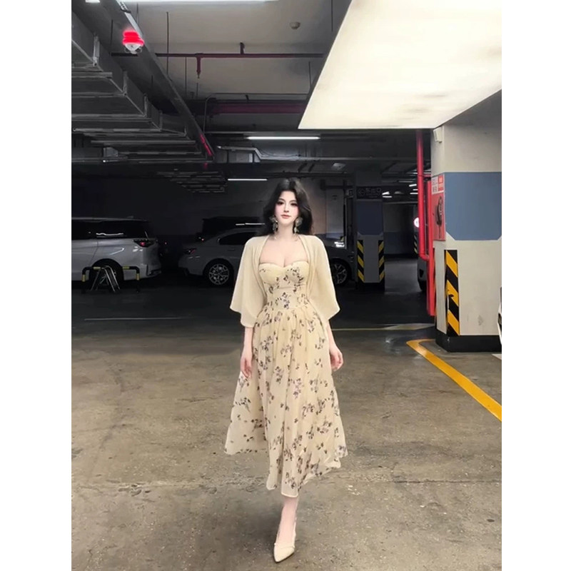 XZY 微胖法式纯欲收腰抹胸碎花连衣裙女26年夏季流苏披肩开衫套装