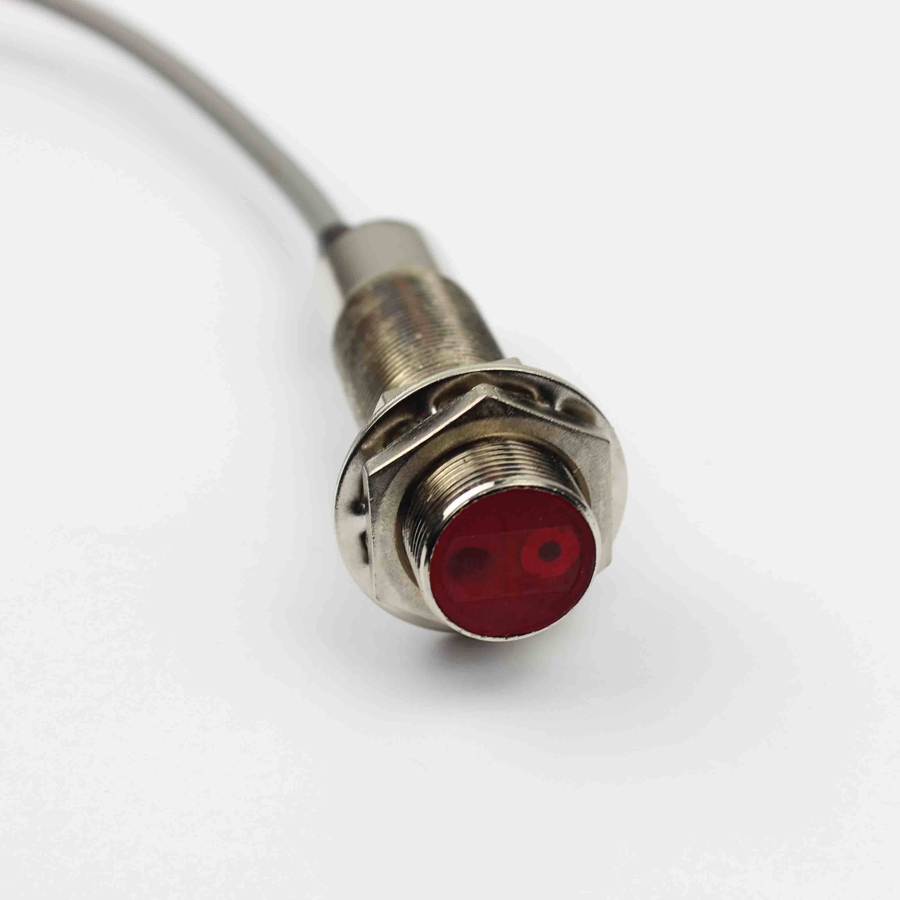 激光漫反射 光电开关 M18 距离0-80厘米 可调 可见光 PNP三线常开