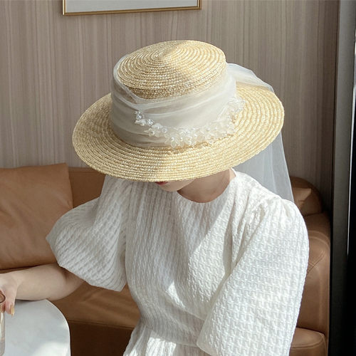 白色头纱麦秆草帽影楼拍照法式女