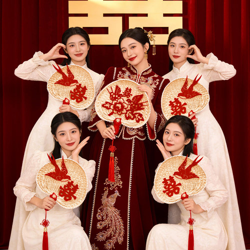 婚礼晨袍拍照出片新娘扇新中式结婚用品喜嫁道具蒲扇订婚喜字扇子