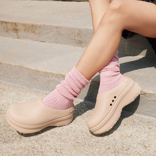 Adidas三叶草女款户外时尚凉鞋增高厚底休闲外穿cs半拖鞋IE7052