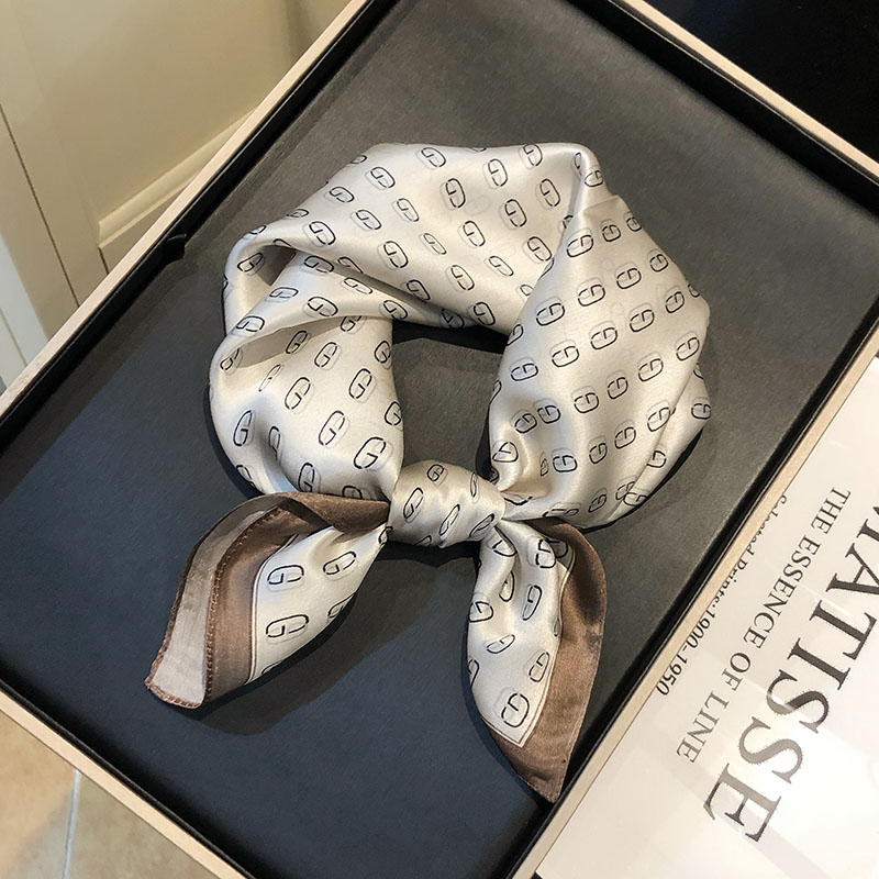 米色真丝丝巾小方巾女100%桑蚕丝简约秋冬百搭装饰韩国小领巾绑包