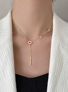 love钛钢不掉色项链玫瑰金冷淡风简约锁骨链气质颈链女潮短款吊坠