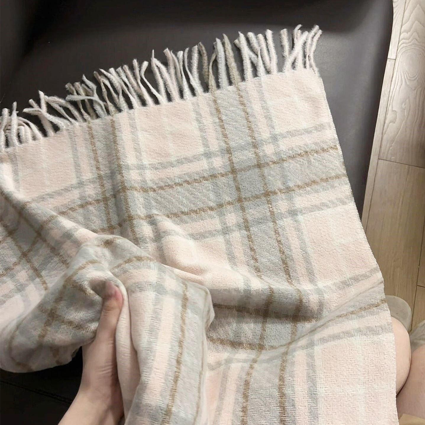小桃织粉色格子围巾披肩两用男女情侣加厚保暖护颈仿羊绒韩系围脖