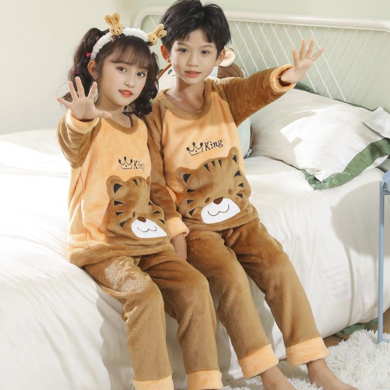 秋冬季儿童睡衣法兰绒男童中大童女孩宝宝保暖小学生家居服套装