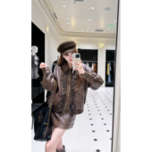 巴恩风复古时尚 拉拉家2025冬季 新款 皮衣外套上衣女GFC25902