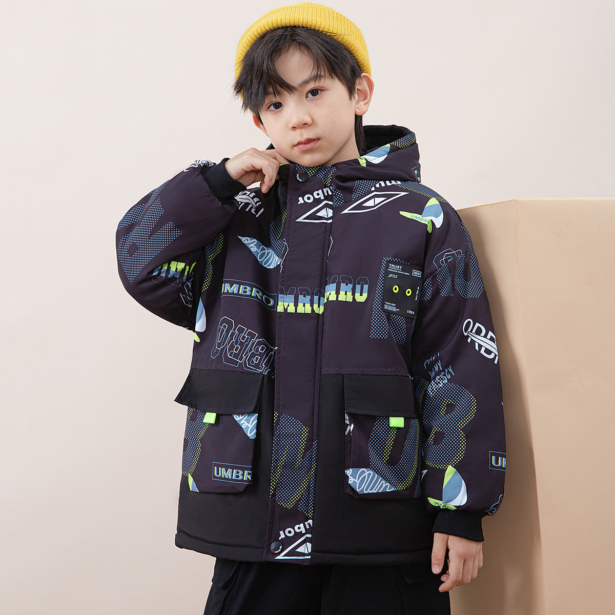 杰米熊童装儿童连帽外套冬装中大童加绒加厚防风衣服男童加厚棉服