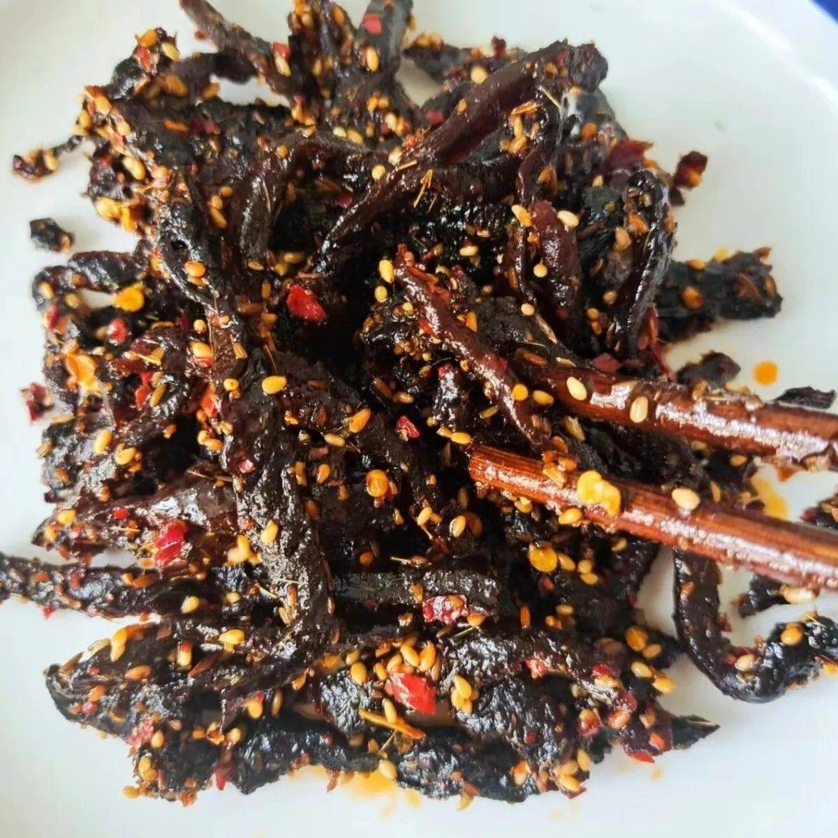 内蒙赤峰咸菜油炸咸菜香辣小咸菜下饭菜内蒙特产咸菜疙瘩小咸菜