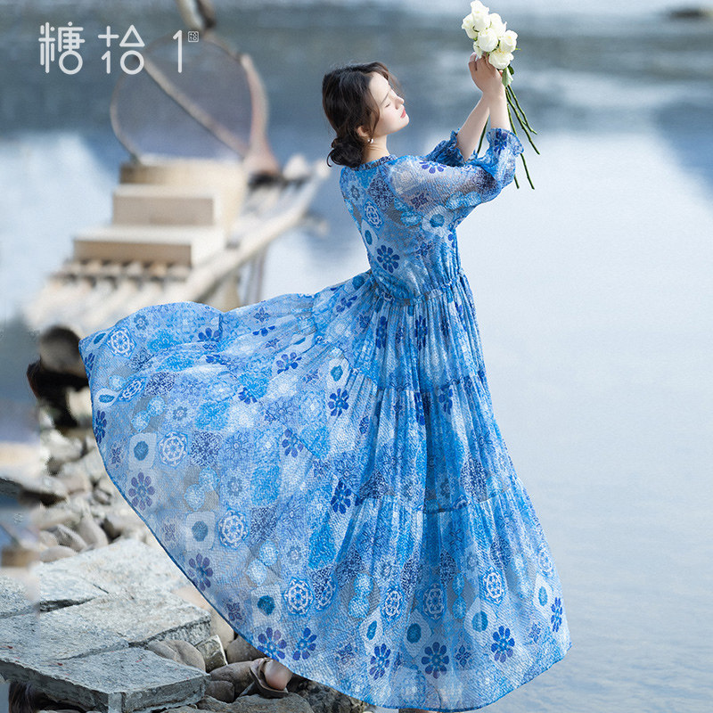 【星垂平野】蓝色印花连衣裙女2025春季新款复古气质减龄旅游长裙,女装/女士精品,连衣裙,淘宝优惠券,粉丝福利购,淘宝优惠卷