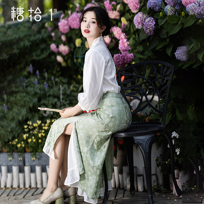 森系半身裙女夏气质开叉碎花裙子