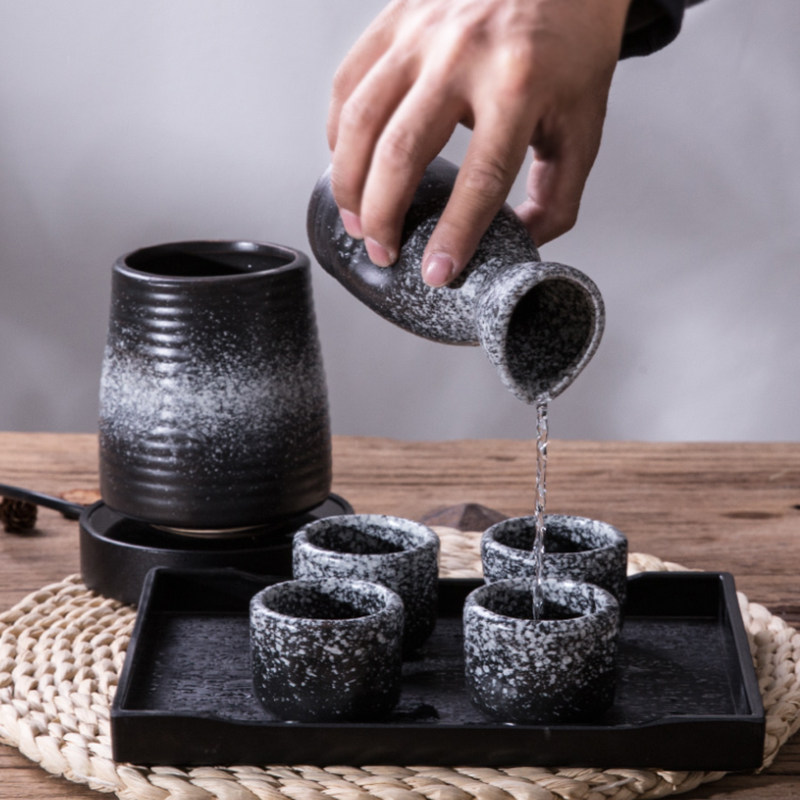 日式陶瓷清酒具套装小酒杯白酒杯烧酒壶温酒瓶分酒器黄酒瓶保温器