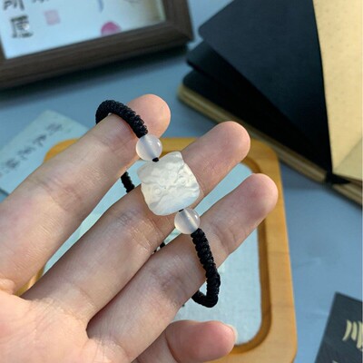 2026学生级感猫眼石银曜石小醒狮手绳女编织情侣手链小众设计