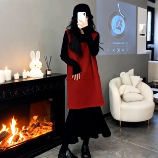 过年新年战袍高级感红色针织连衣裙子女春季2026新款气质套装长裙