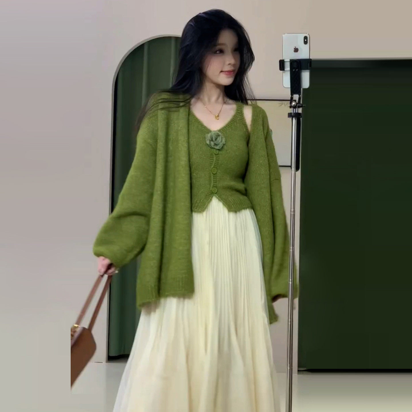 超好看氛围感穿搭绿色毛衣套装连衣裙女春季2026新款独特漂亮长裙