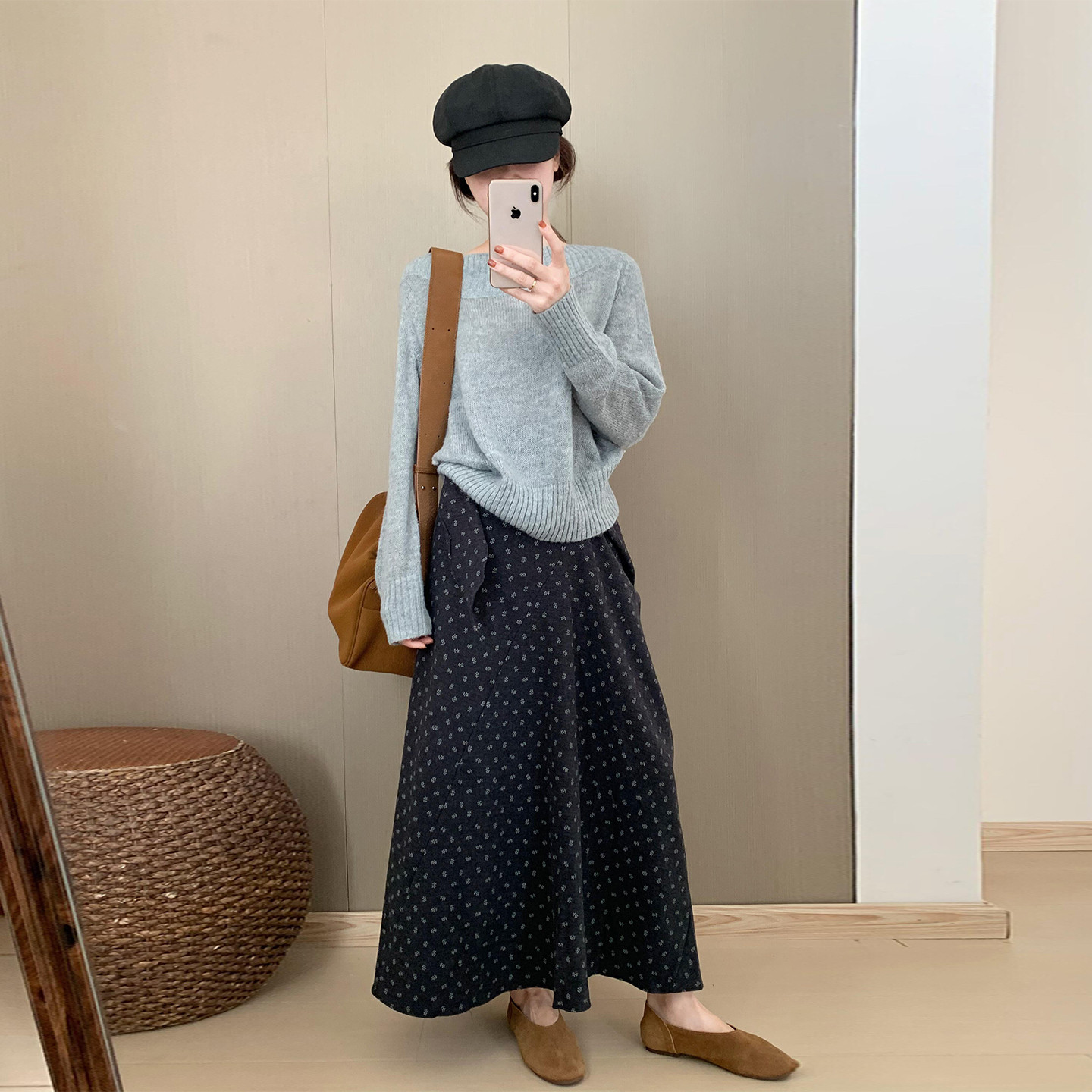 秋日慵懒氛围感灰色圆领长袖针织毛衣女装韩系复古风简约套头上衣,女装/女士精品,毛衣,淘宝优惠券,粉丝福利购,淘宝优惠卷