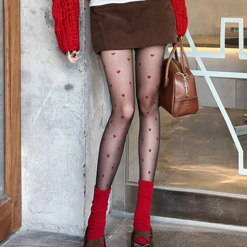 新年红毛衣+红色爱心丝袜别太嗲