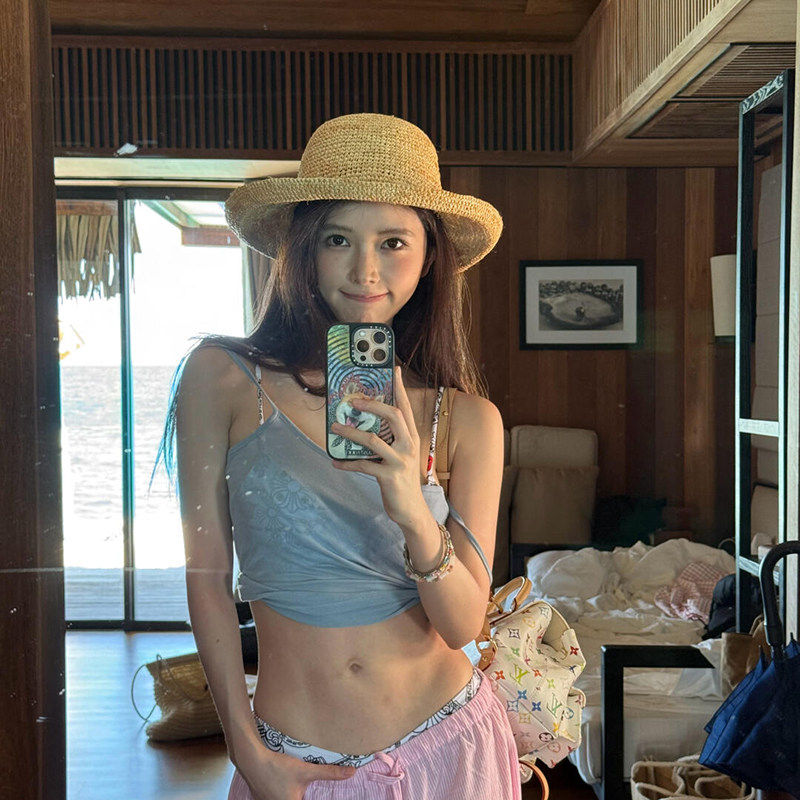 春夏季名媛轻奢草帽可折叠编制草帽女户外旅游拍照沙滩遮阳防晒帽,服饰配件/皮带/帽子/围巾,帽子,淘宝优惠券,粉丝福利购,淘宝优惠卷