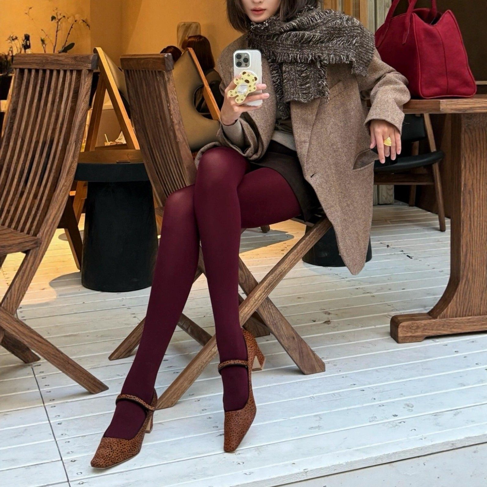 给沉闷冬日一点颜色！复古酒红色丝袜+西装外套搭配起来好时髦~女,女士内衣/男士内衣/家居服,连裤袜/打底袜,淘宝优惠券,粉丝福利购,淘宝优惠卷