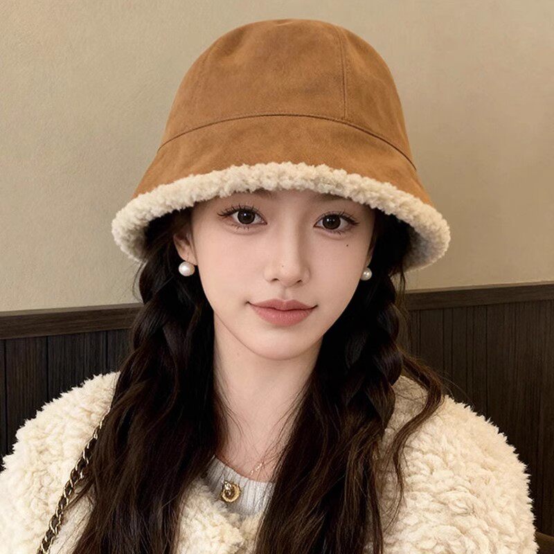 羊羔毛帽子女款2026新款冬天加绒加厚渔夫帽洋气时尚护耳毛绒盆帽
