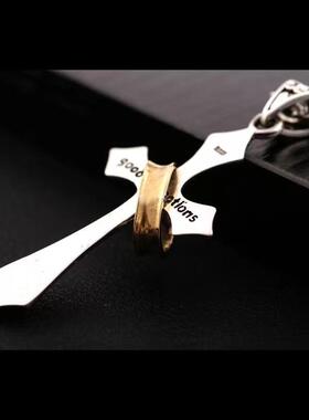 2025复古十字架项链男潮个性冷淡欧美嘻哈吊坠男士泰银立体十字架