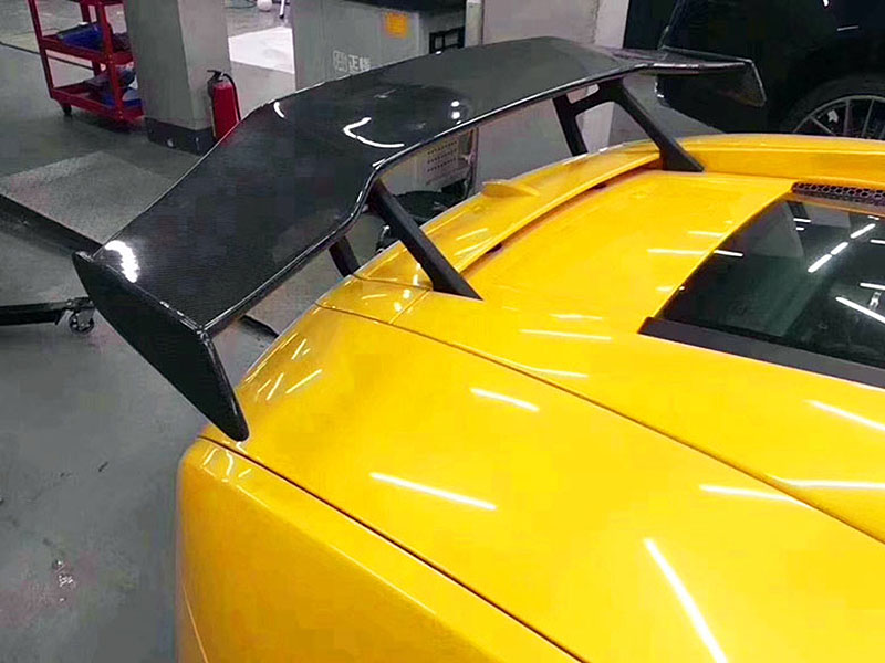 兰博基尼盖拉多小牛改装DMC尾翼