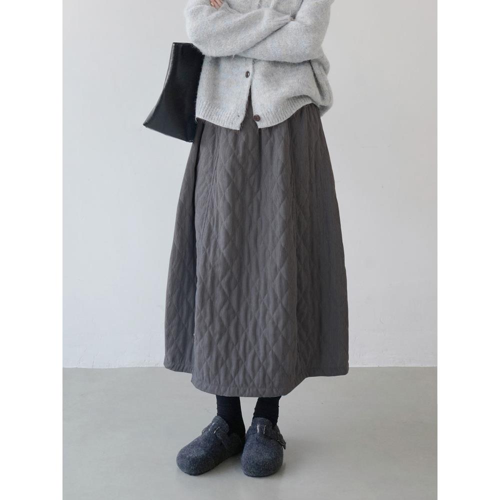 2025秋冬季新款高腰灯芯绒长裙长款菱格百搭A字裙半身裙女款裙子