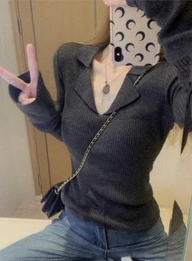 法式灰色v领长袖针织衫女秋冬设计感小众内搭打底衫套头毛衣上衣