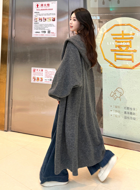 灰色连帽长款毛衣女秋冬季2025新款慵懒风高级感针织开衫外套春秋