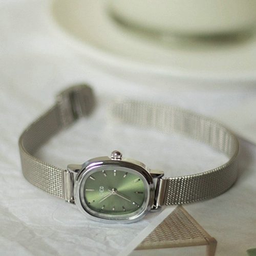 2025新款高颜值手表女复古清冷感