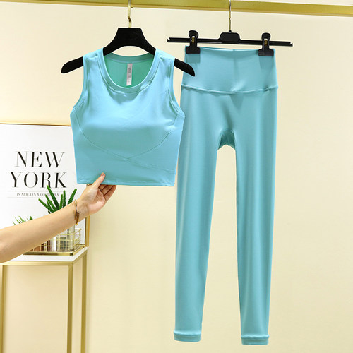 防震一体杯高颜值瑜伽服运动套装