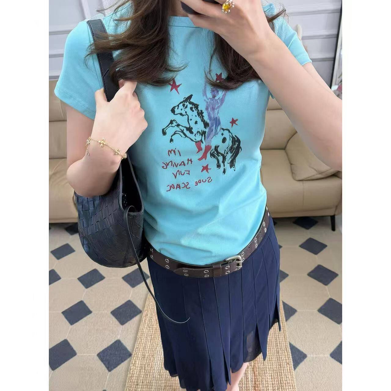 手绘狗狗印花短袖T恤女2026年春夏季藏青色显白圆领收腰上衣ins潮