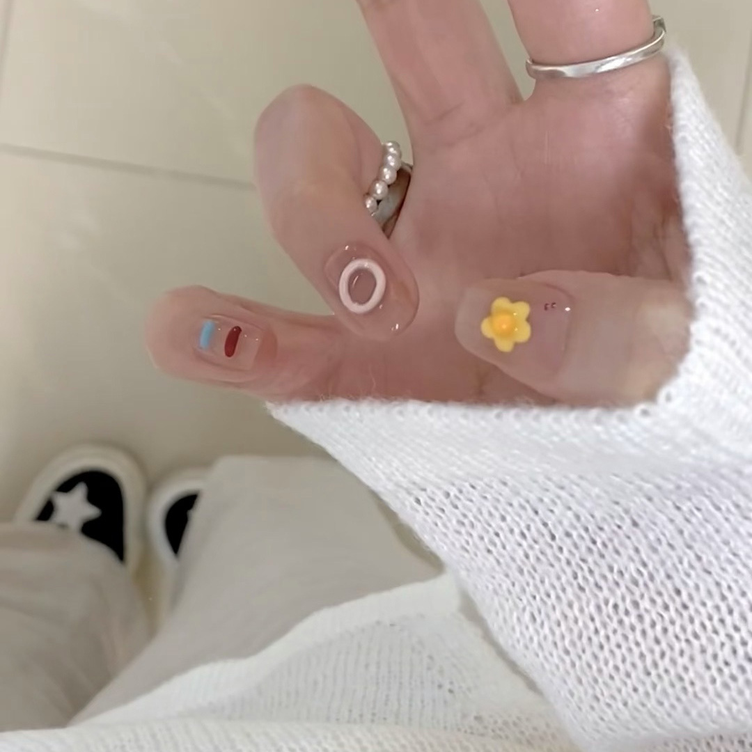 2025新款纯手工美甲穿戴甲纯欲风设计师款小众短款贴片立体小清新
