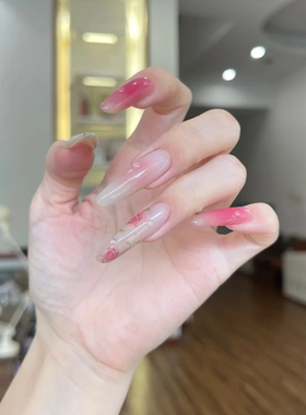 Maxfine新款裸色显白荔枝玫瑰冰手绘美甲成品手工定制穿戴甲