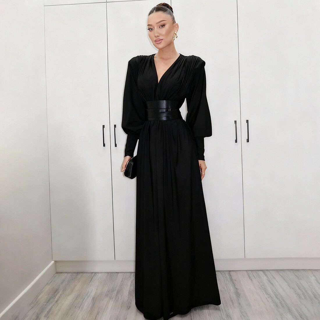 V-neck long sleeved loose dress时尚复古腰封V领长袖宽松连衣裙