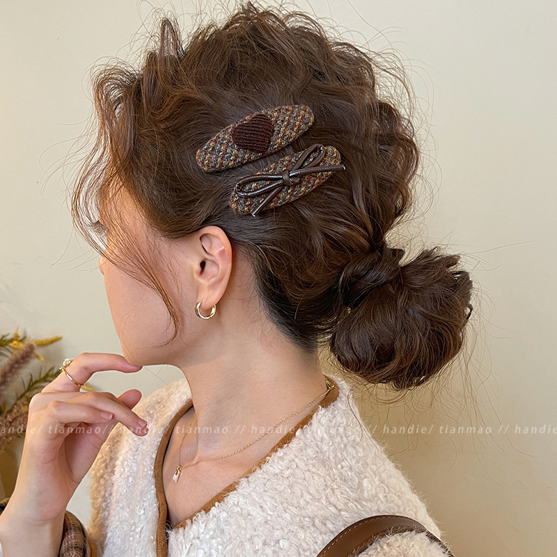 复古又好看~皮质蝴蝶结爱心发夹