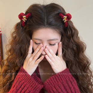 新年红小马毛线公主头小抓夹女侧边碎发刘海夹2025新款鲨鱼夹发夹